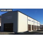 820 m2  rövid oldalon nagy garázskapu, hosszú oldalon hat ajtó